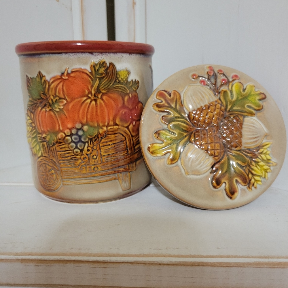 Vintage Pumpkins & Acorns Fall Canister